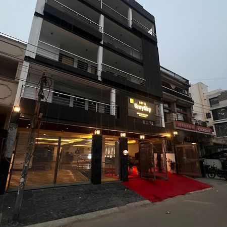 Hotel Grey Sky New Delhi Luaran gambar